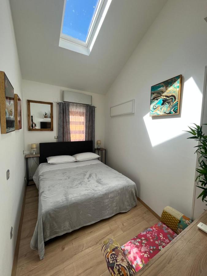 Hiza Apartment Pula Bagian luar foto